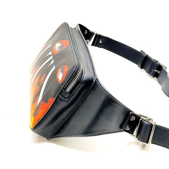 Valentino Garavani Waist Pouch Black PVC 450-060225 - Picture 3 of 13